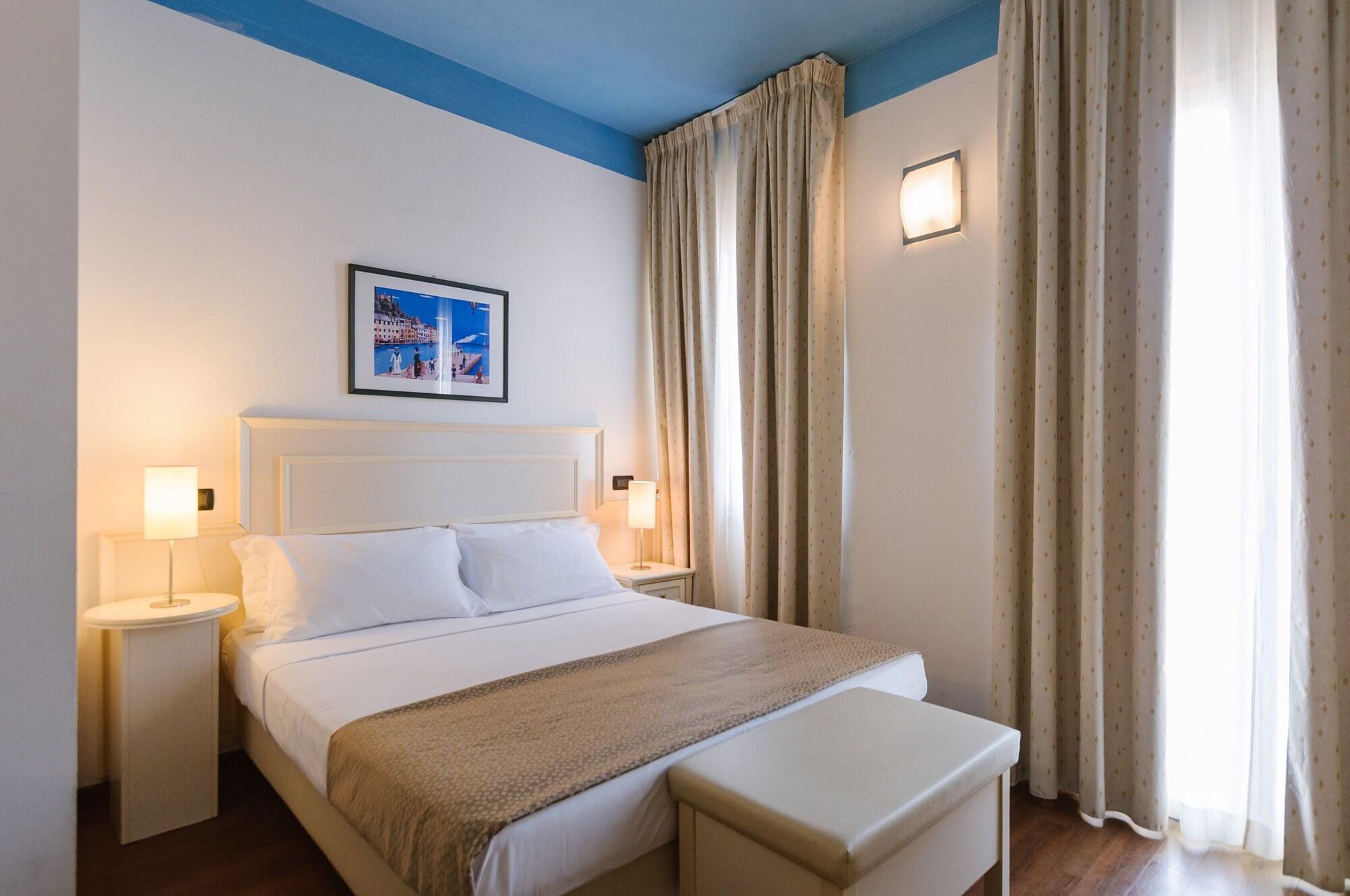 Hotel Fra I Pini Римини Экстерьер фото